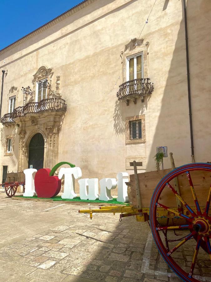 Bed and Breakfast Domus Klara Turi Exterior foto
